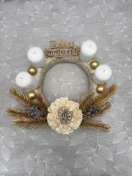 DIY arany-fehér szalma adventi koszorú